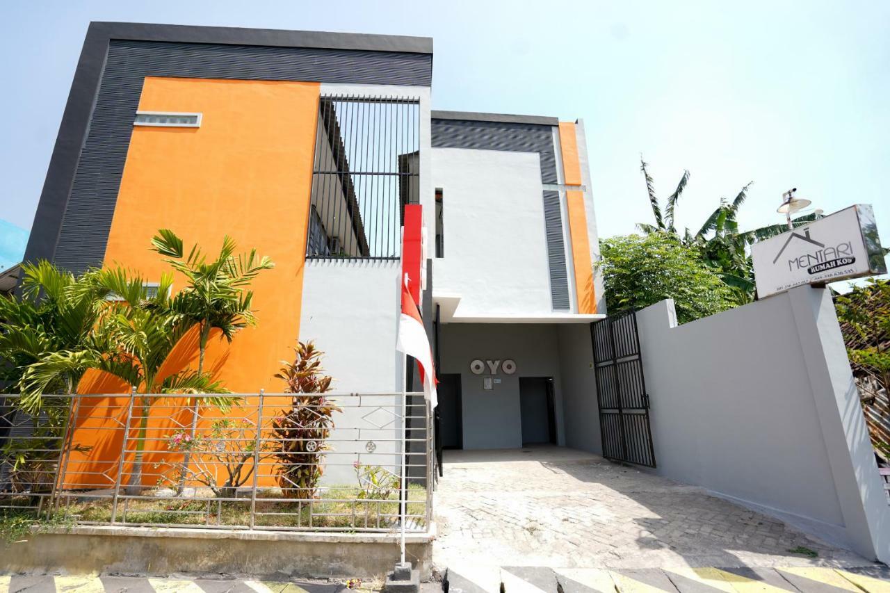 Oyo 1316 Mentari Family Homestay Probolinggo Ngoại thất bức ảnh