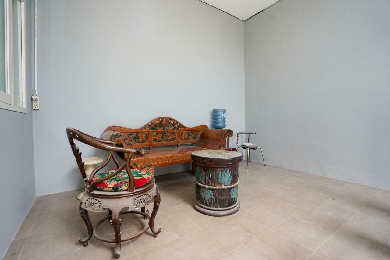 Oyo 1316 Mentari Family Homestay Probolinggo Ngoại thất bức ảnh